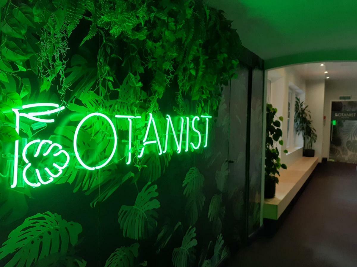 Capsule Hotel Botanist Moscova Exterior foto